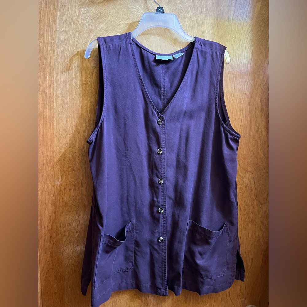 Women's Sleeveless Purple Vest